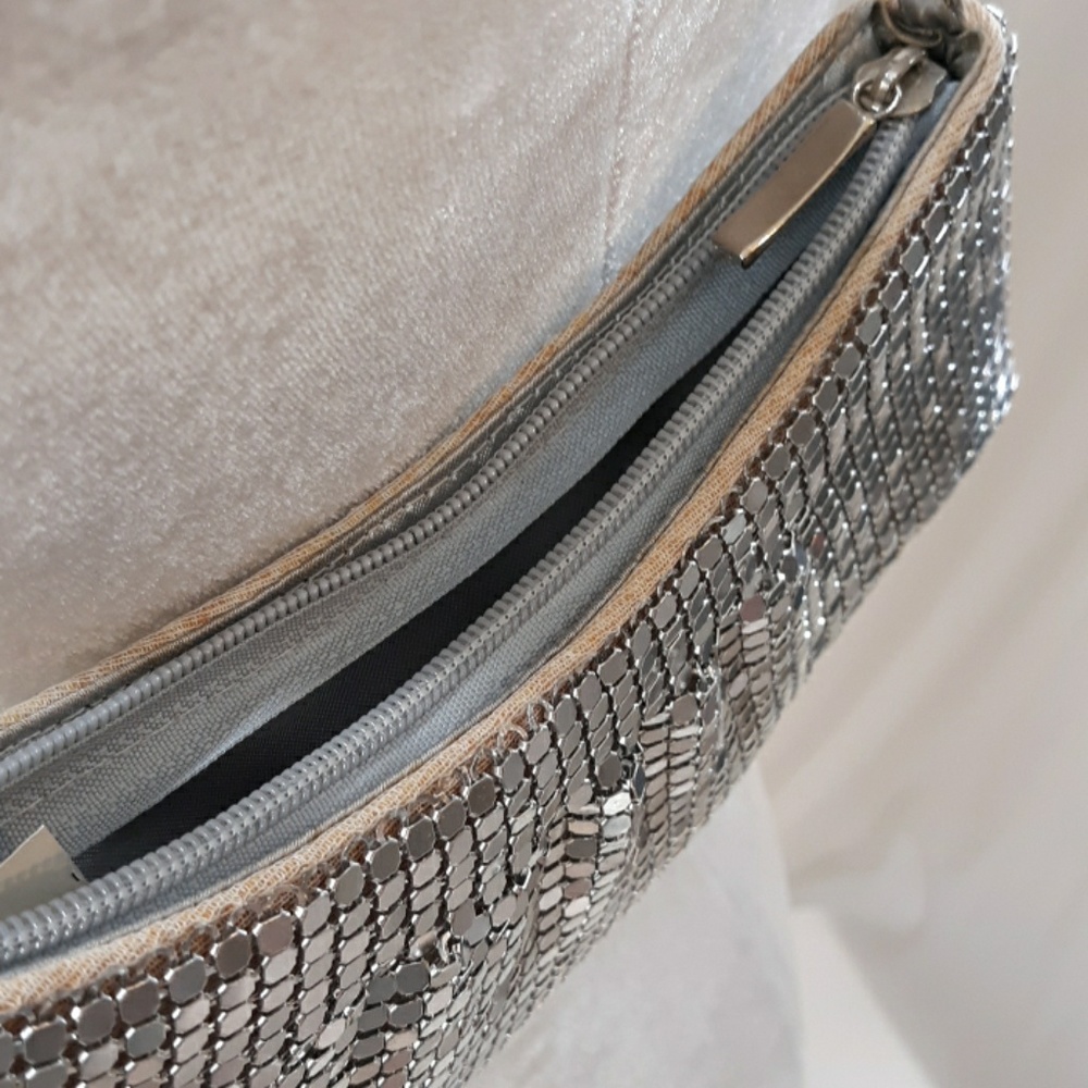 Bag, unknown, silver - Picture 2 of 4
